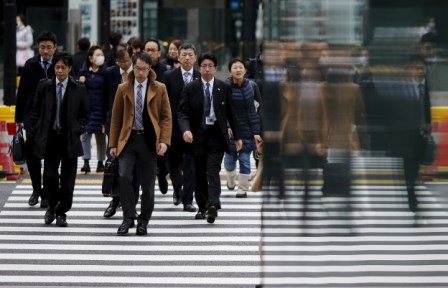 赢咖4威胁人类饭碗，日本政府：若不因应，就业人数会少735万